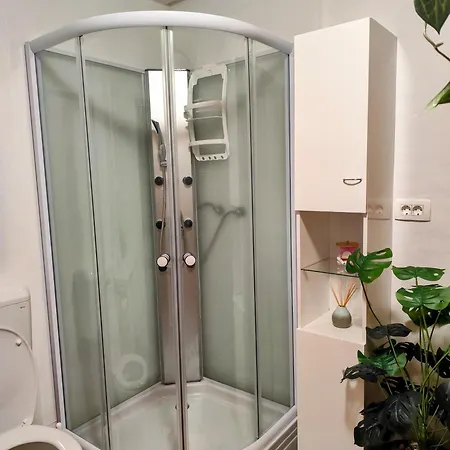 Apartmaji Kandare - In The Embrace Of Nature * Podgrad (Notranjska)